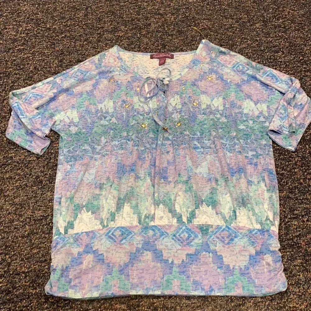 Gloria Vanderbilt Bedazzled Top sz. L